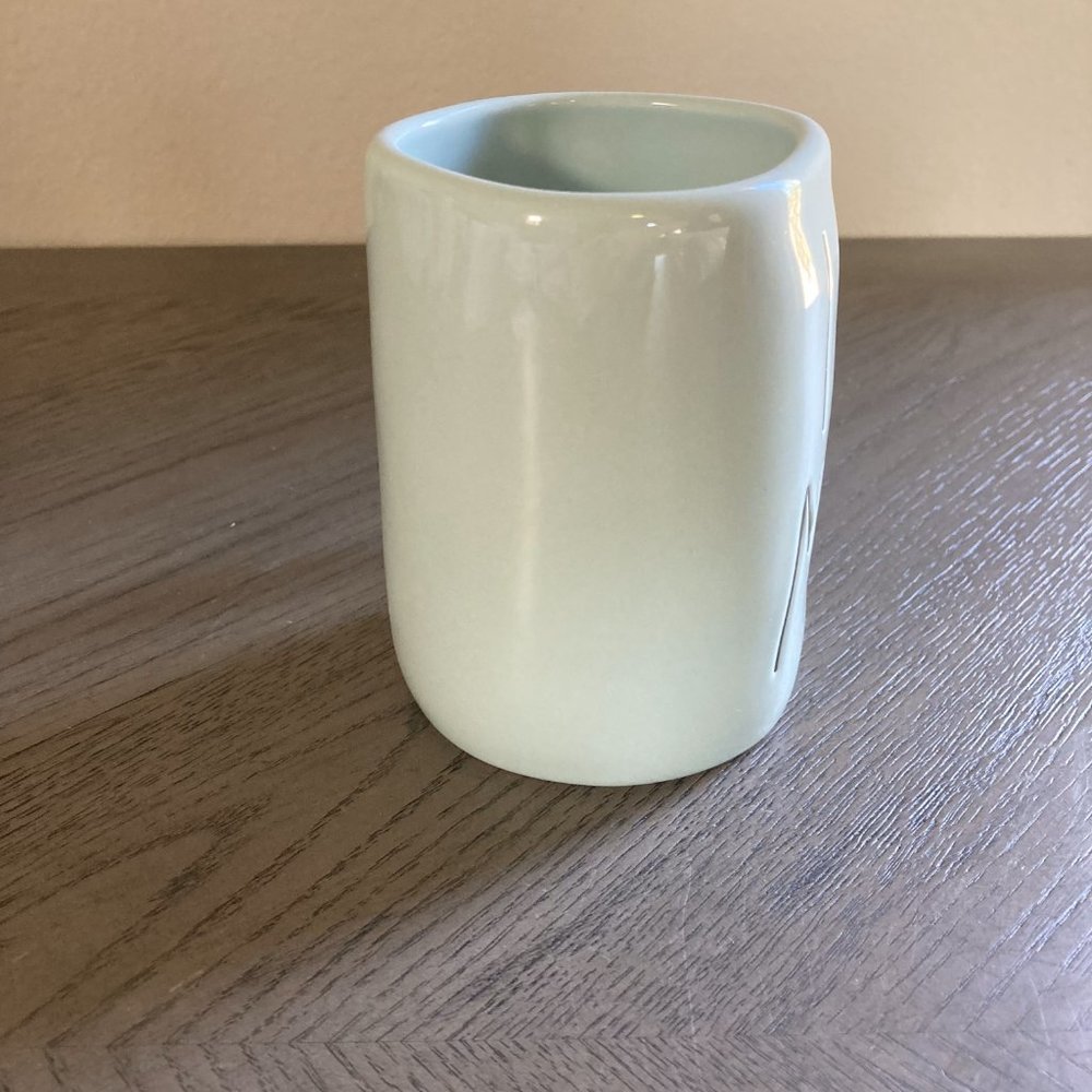 Rae Dunn - I Love Mom Mug - Mint Color - BRAND NEW - Picture 2 of 6